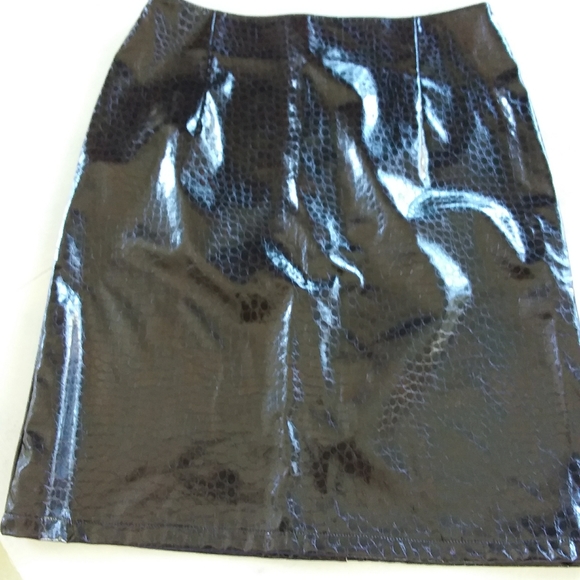 SOLD A line skirt - Picture 1 of 3
